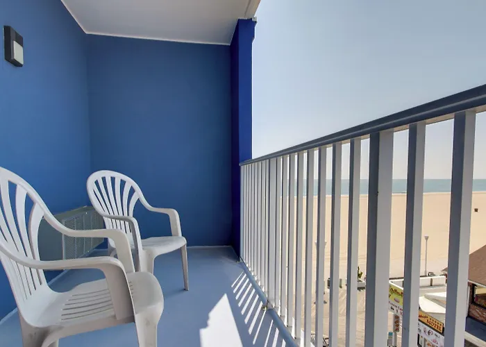 Ocean 1 & Ocean Hotel 2*